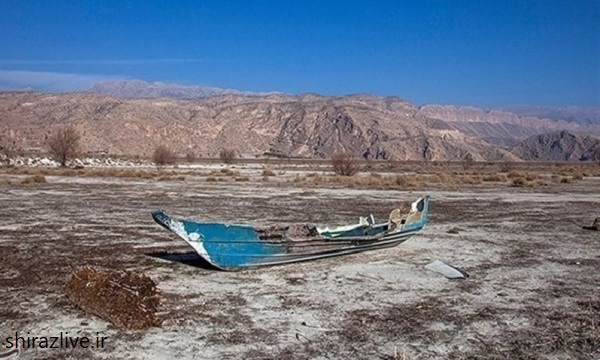 بحران خشکسالی در تالابهای استان فارس: از سرسبزی تا کانونهای گردوغبار بحران خشکسالی در تالابهای استان فارس: از سرسبزی تا کانونهای گردوغبار